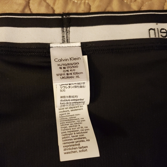 Calvin Klien Set XL brand new - Picture 9 of 9